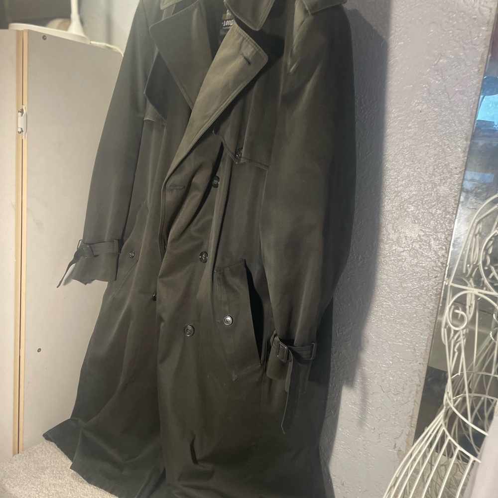 London Fog Men's Black Trench Coat - Picture 4 of 14